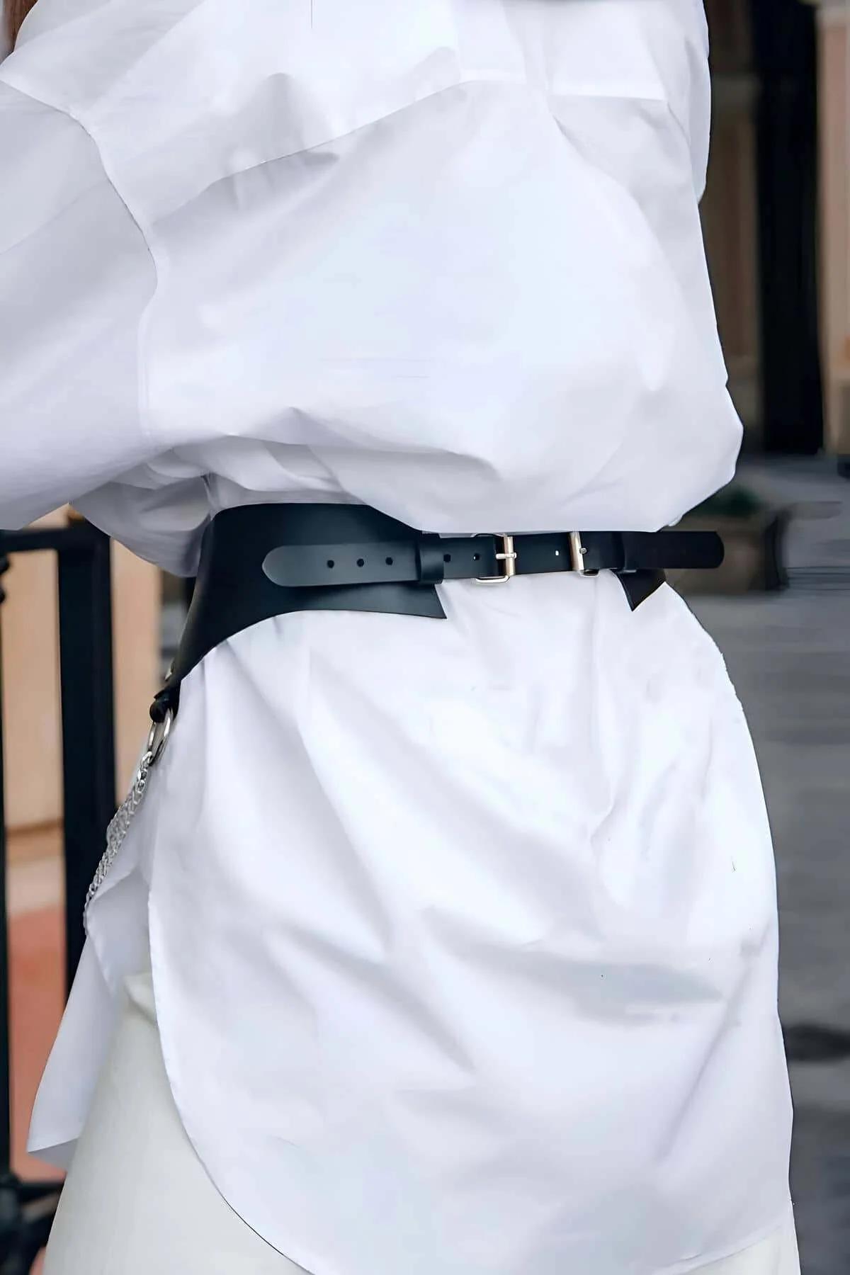 Wide Waist Harness Belt with O-Ring and Chain Drapes
