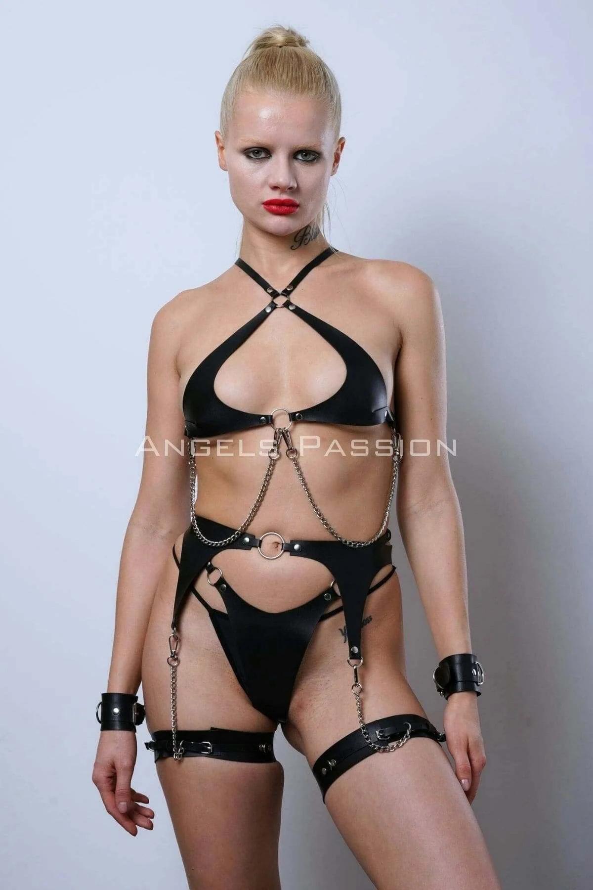 Strappy Faux Leather Harness Set with Chain Details