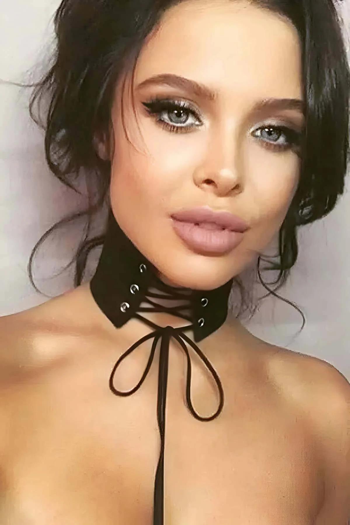 Lace-Up Choker Necklace with Adjustable Front Tie