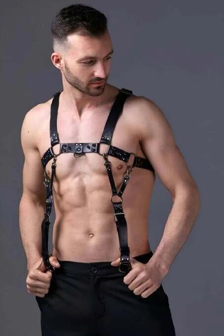 Adjustable Chest Harness with O-Ring Hardware
