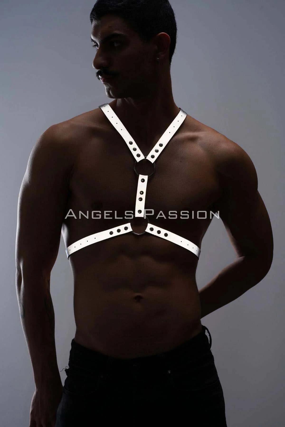 Reflective Chest Harness with O-Ring Accents