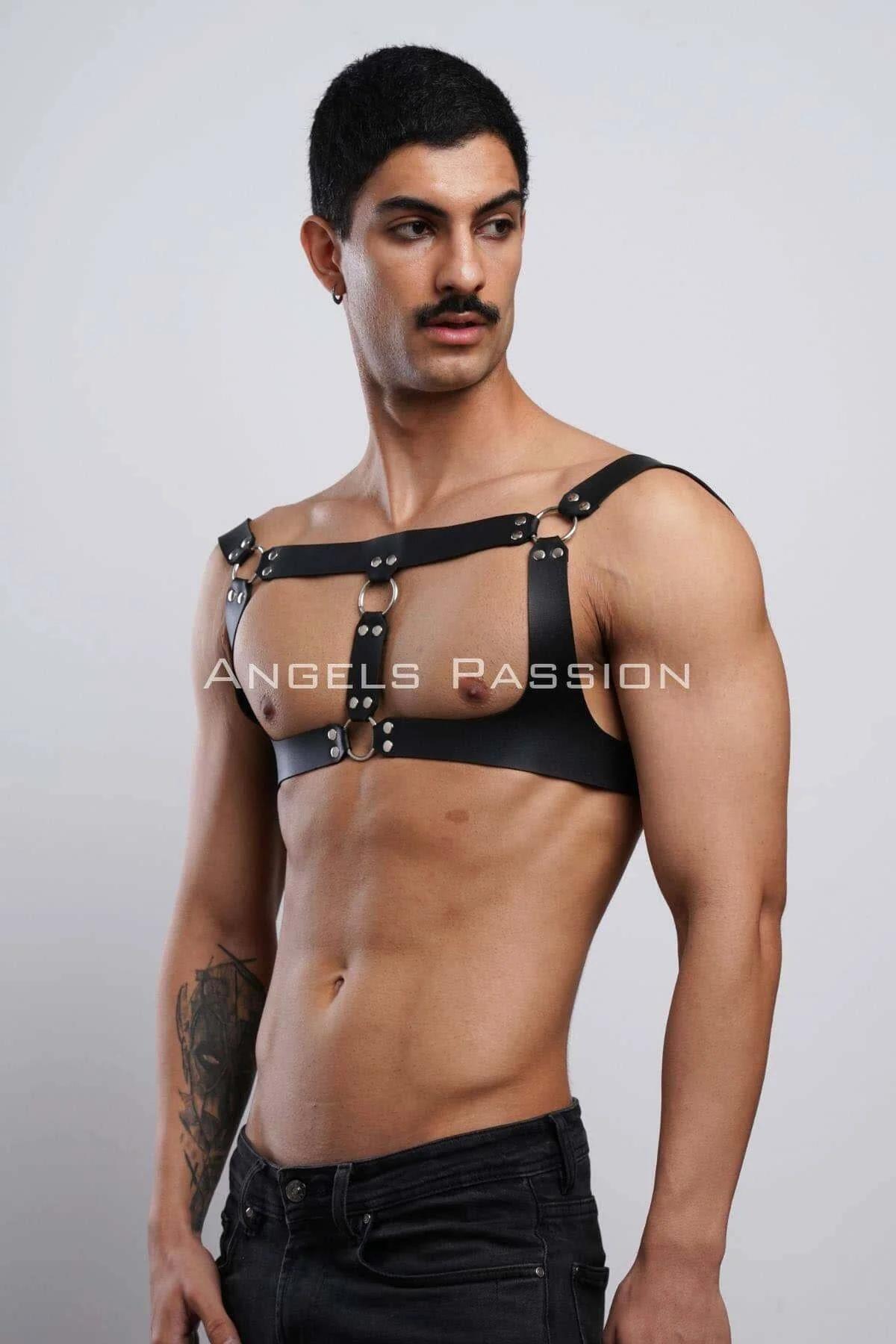Adjustable Chest Harness with O-Ring Accents