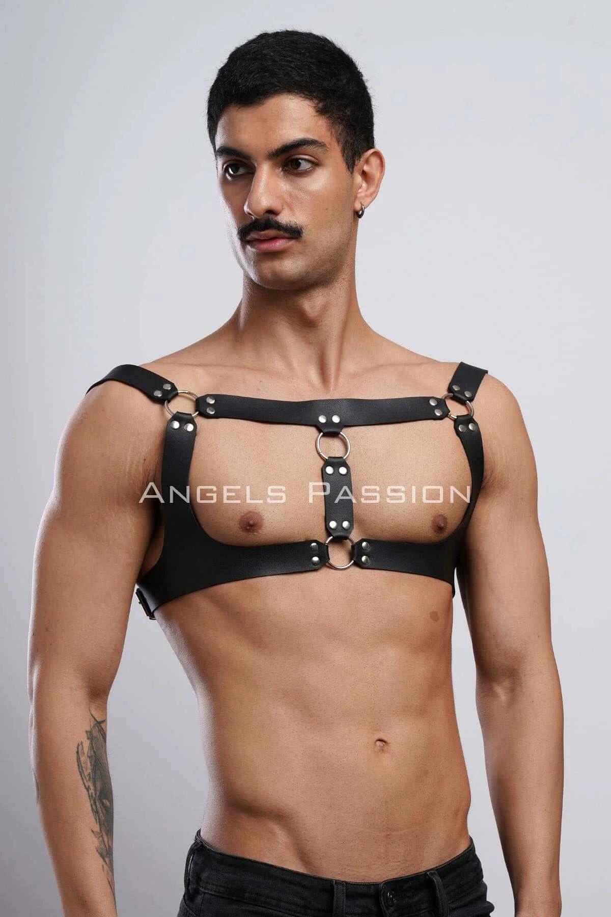 Adjustable Chest Harness with O-Ring Accents