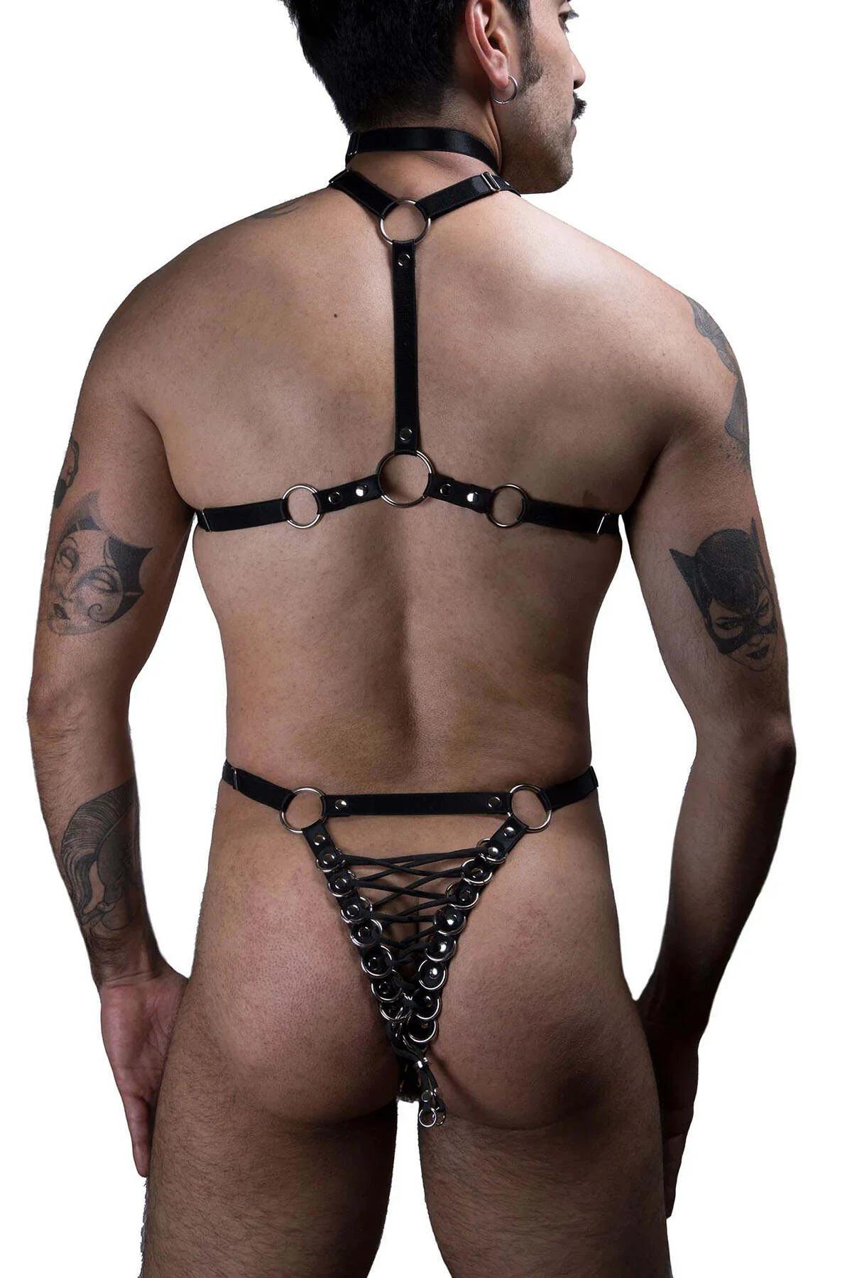 Close-Up of O-Ring Hardware and Chain Leash Attached to Lower Front Ring on Black Full Body Harness with Geometric