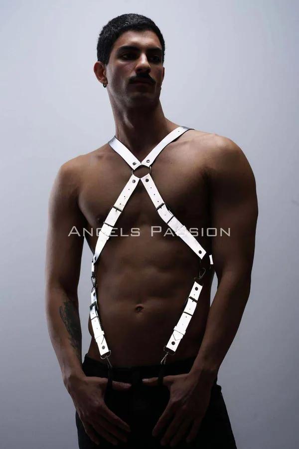 Reflective Harness with O-Ring Chest Detail