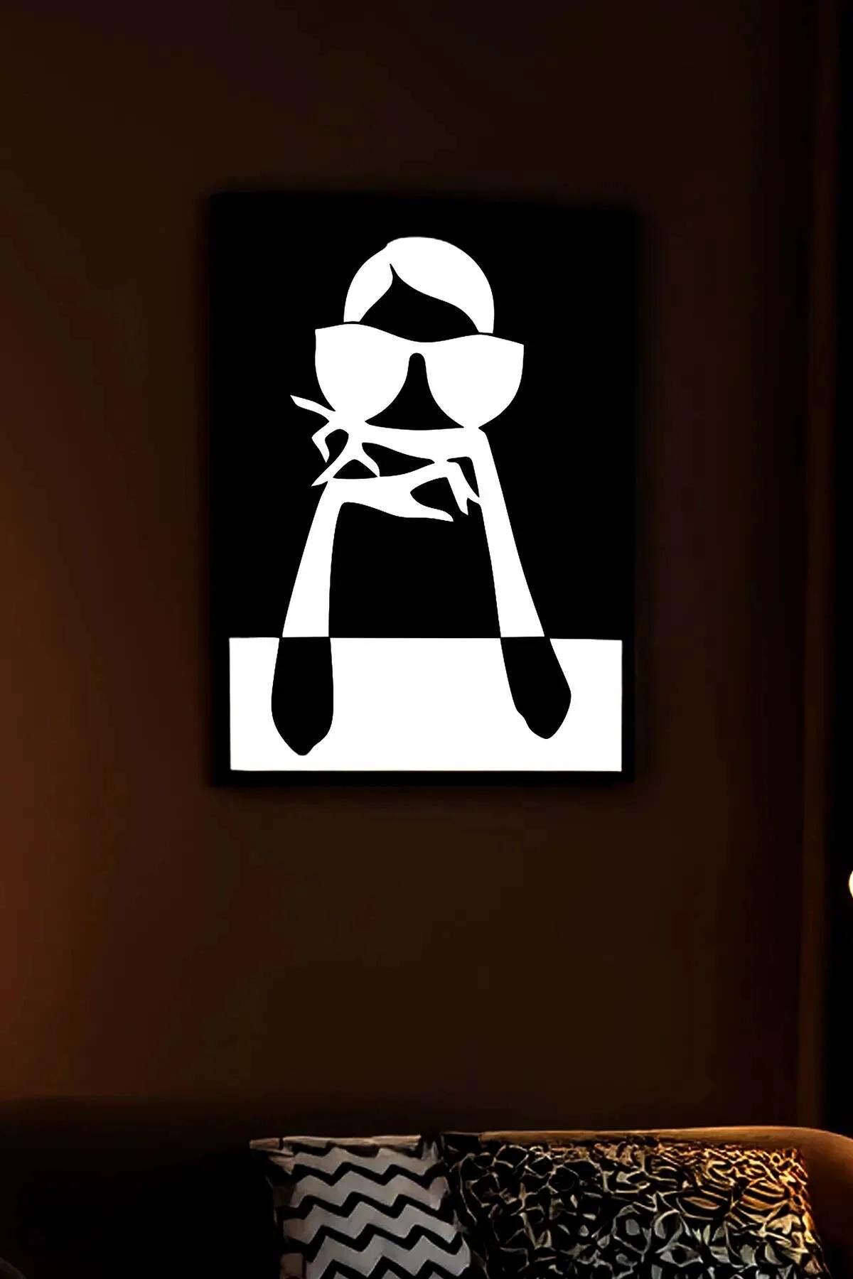 Pop Art Style Reflective Wall Art with Abstract Woman Figure