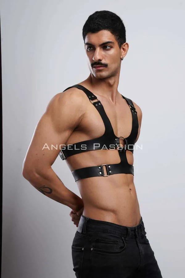 Strappy Chest Harness with O-Ring Detail