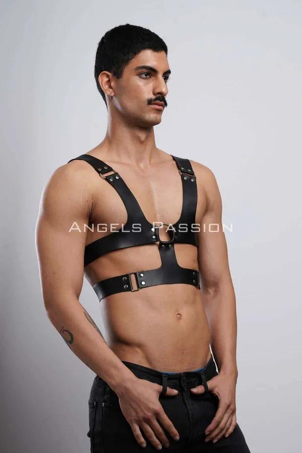 Strappy Chest Harness with O-Ring Detail