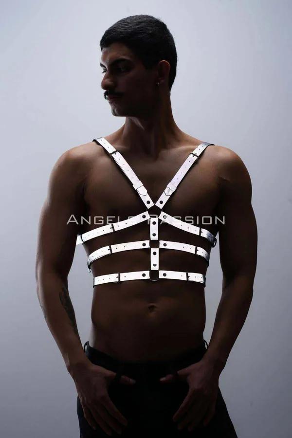 Reflective Chest Harness with O-Ring Detail