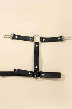 Single Leg Leather Garter Harness - APFT962