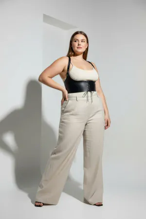 Plus Size Black Women's Belt Shoulder Strap Lace Up Corset Detailed - APFT855